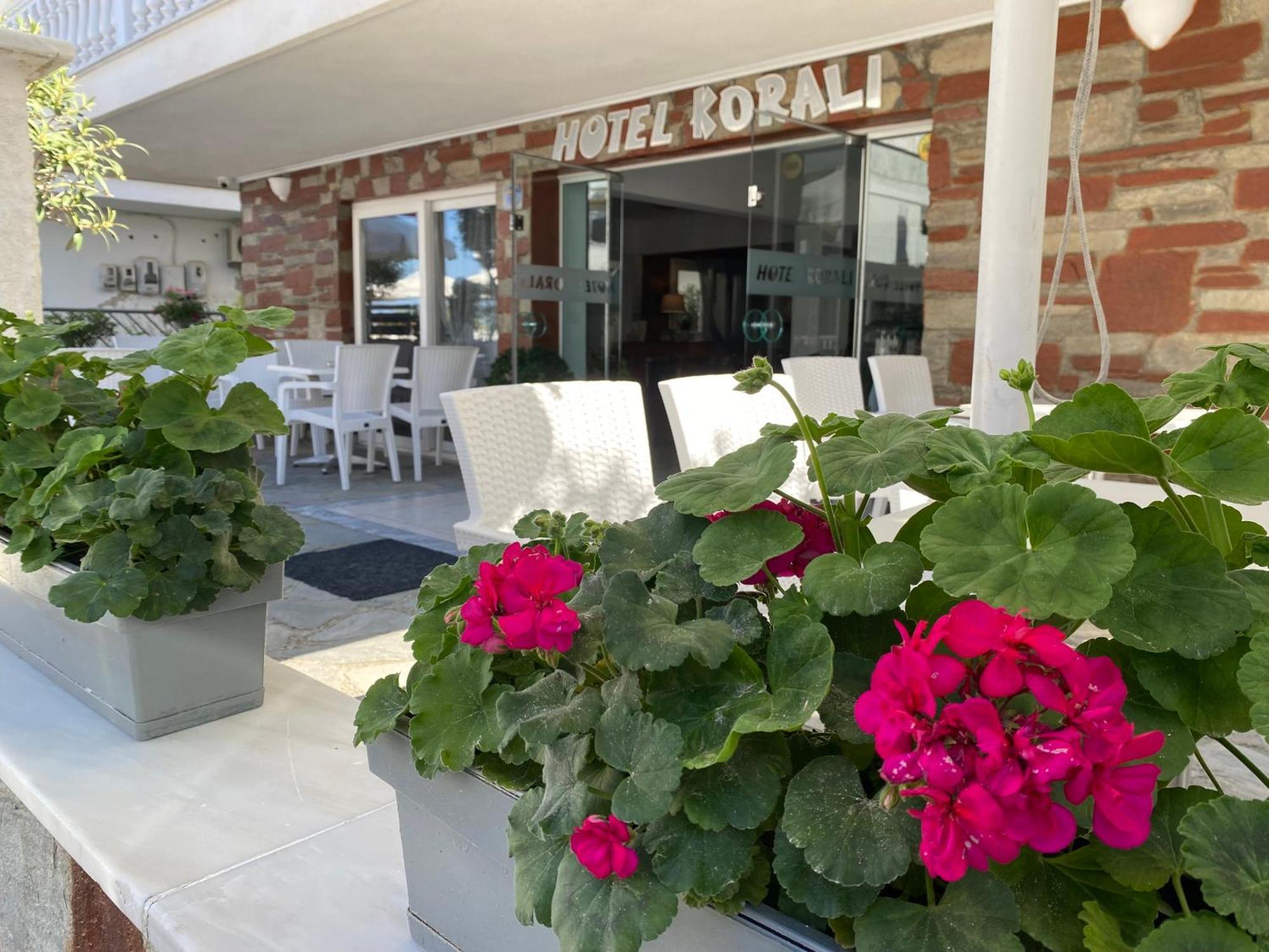 Korali Hotel ปาราเลียกาเตอรีนิส ภายนอก รูปภาพ